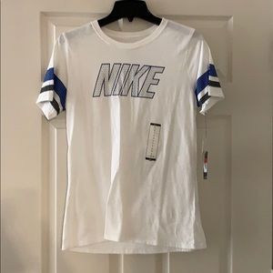Nike T Shirt